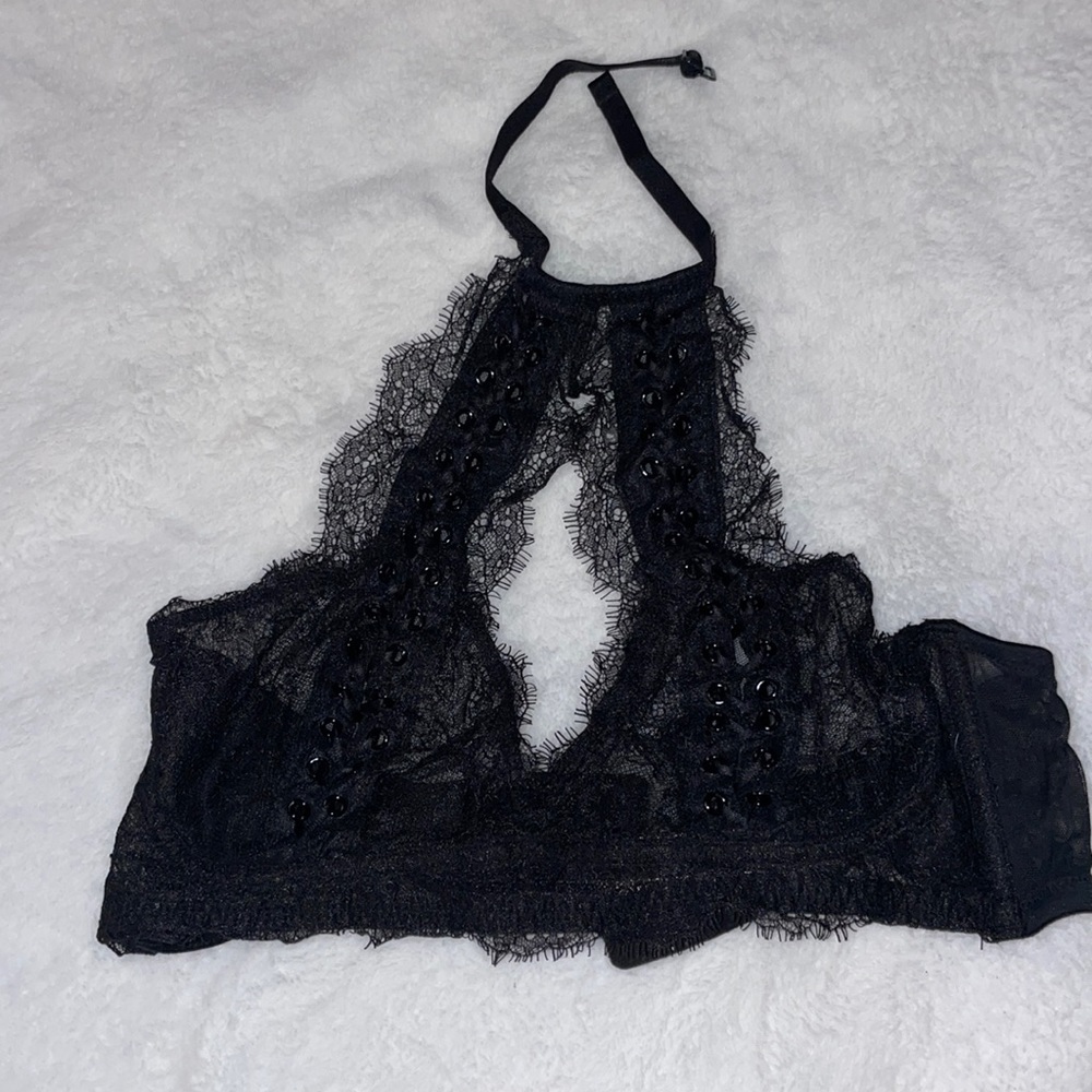 VS Bra